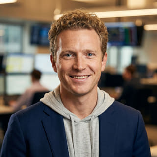 Ryan Brooks, a Nyereszlat platform vezető kereskedési elemzője